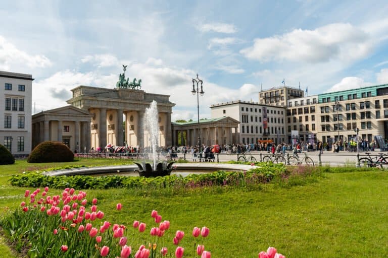 The Brandenburg Gate and other important locations to visit in Berlin